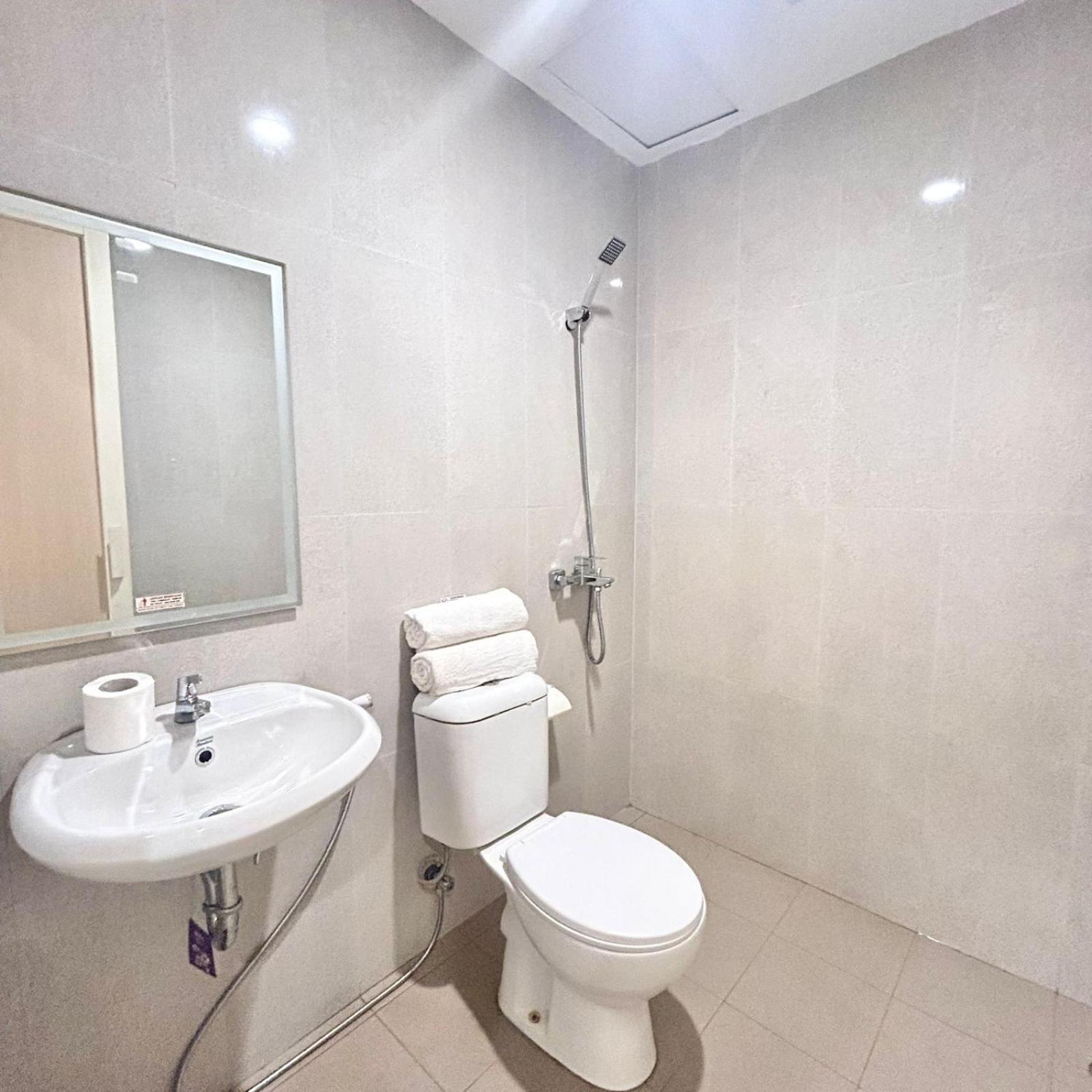 Priority Guest House Samarinda Exterior foto